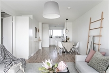 Image missing alt text