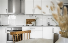 Image missing alt text